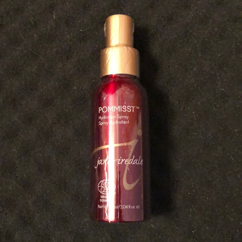 Jane Iredale Pommisst hydrating spray